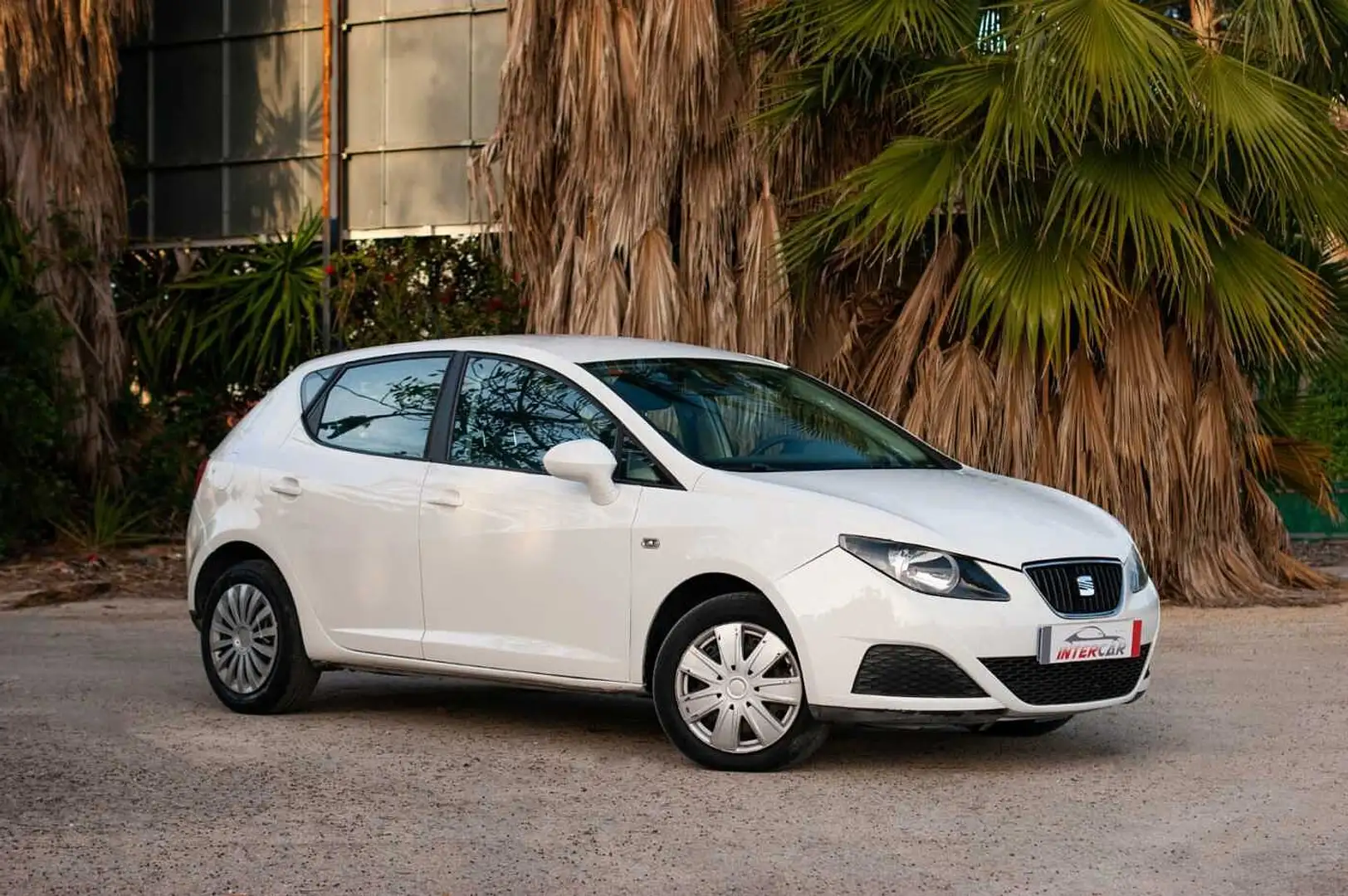 SEAT Ibiza ES - Ber5 1.2 TDI DPF EU5, Reference, 2010 - 2012 Blanc - 1