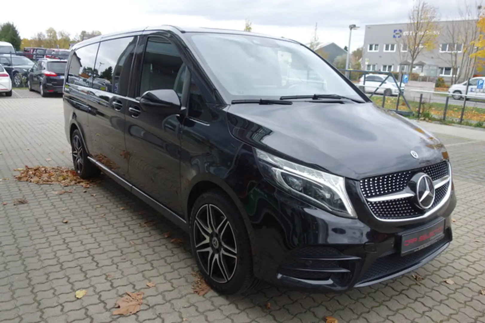 Mercedes-Benz V 300 4MAT EXTRALANG AMG NIGHT 2sTÜR/STDHZG/AHK Noir - 2