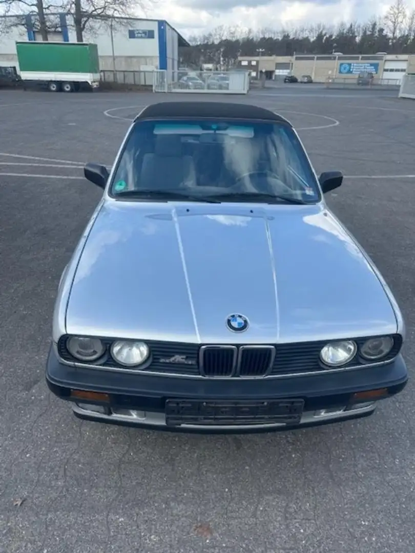 BMW 316 Baur Hardtop-Cabriolet 1.Hand H-Abnahme s.gepflegt Stříbrná - 2