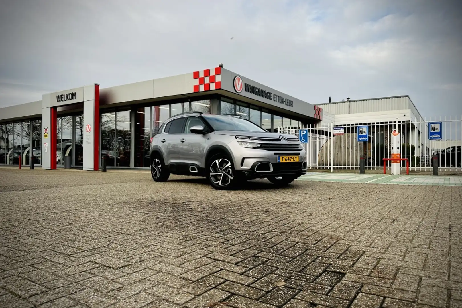 Citroen C5 Aircross 1.6 Plug-in Hybrid 225 Business+ | TREKHAAK | STOE Grijs - 2