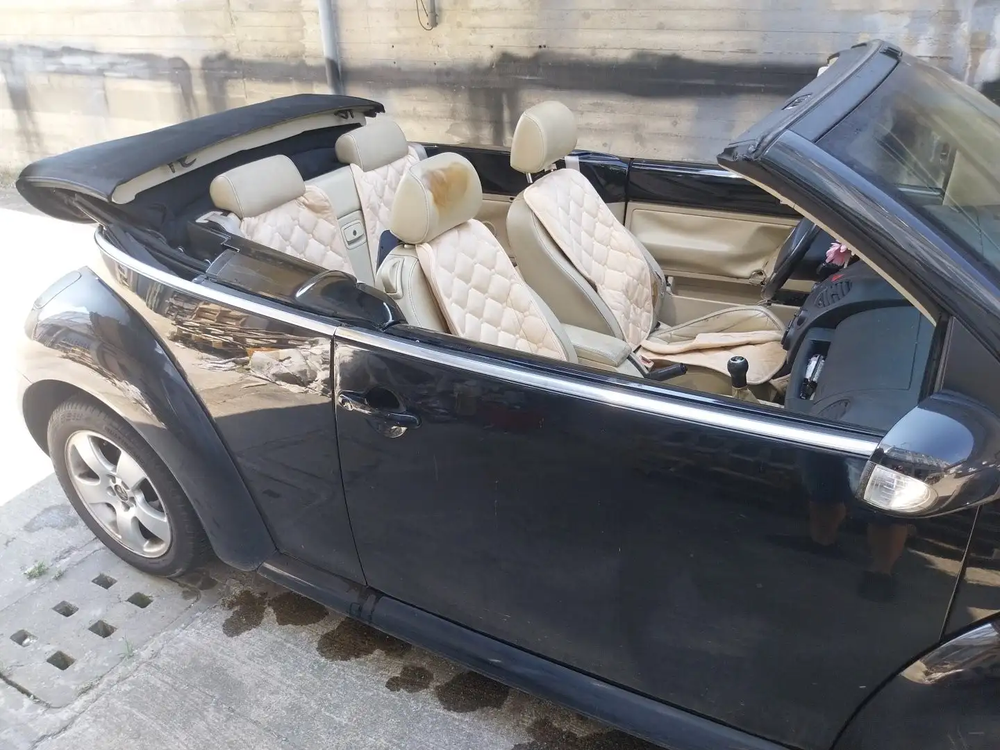 Volkswagen New Beetle Cabrio 1.9 tdi 100cv - 1