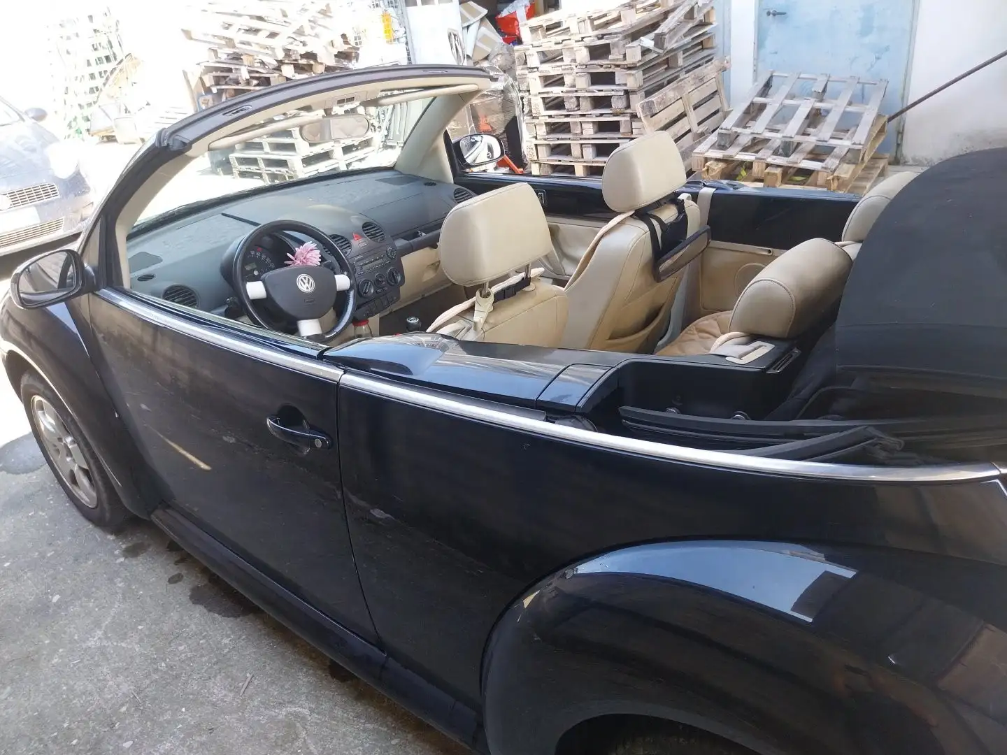 Volkswagen New Beetle Cabrio 1.9 tdi 100cv - 2