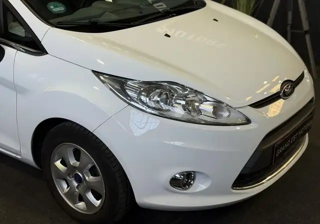 Ford Fiesta view 2