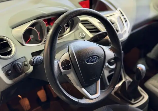 Ford Fiesta view 10