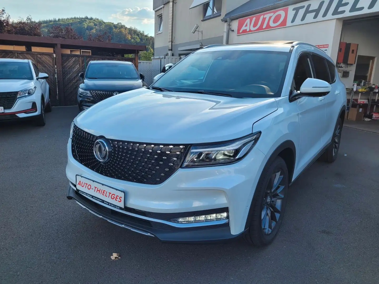 DFSK Fengon 7 4 WD, Premium Ausstattung !! Biały - 1
