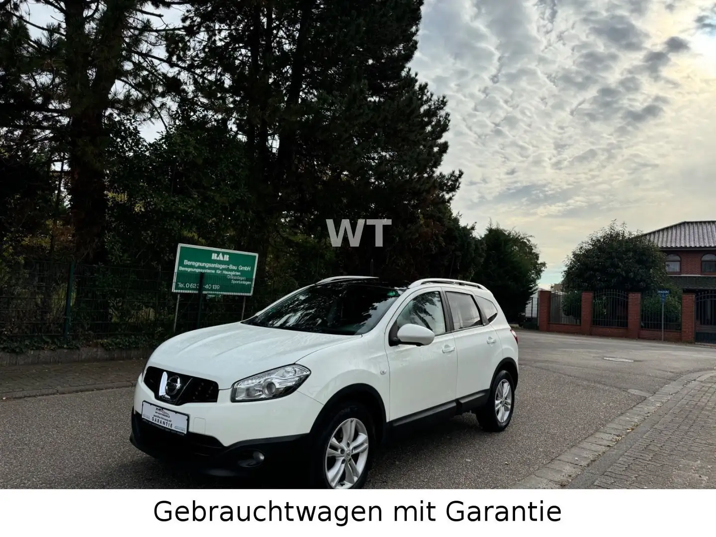Nissan Qashqai +2 Acenta 7Sitzer Garantie TÜV NEU 1.Hand Weiß - 1