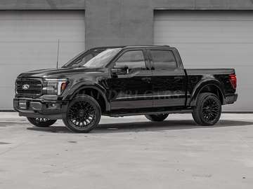 2025 Lariat 5.0L V8 FACELIFT BLACK PACK € 77990 + WIDEBODY