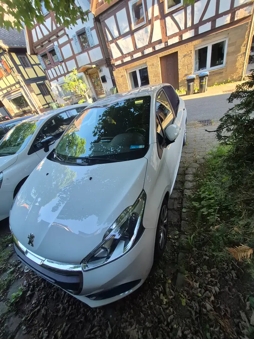 Peugeot 208 PureTech 82 Winter Edition Weiß - 2