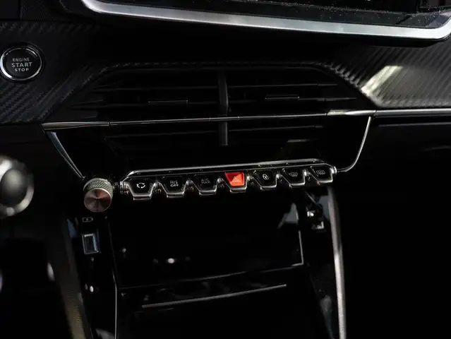 Peugeot 208 view 26