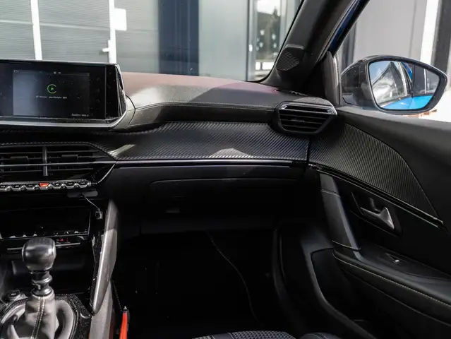 Peugeot 208 view 14