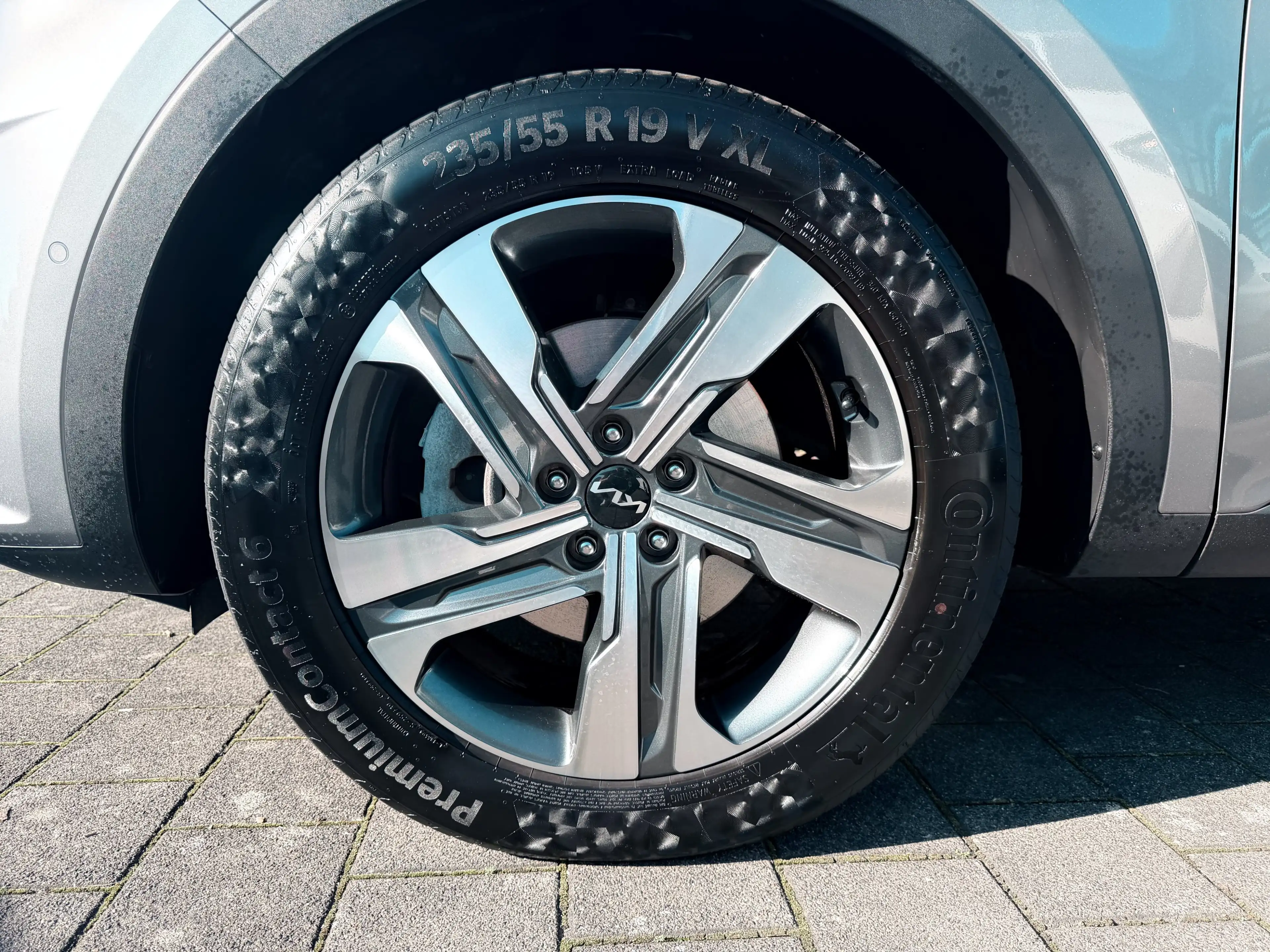 Kia Sorento 1.6T-GDI Platinum 4WD Plug-In Hybrid — photo 3