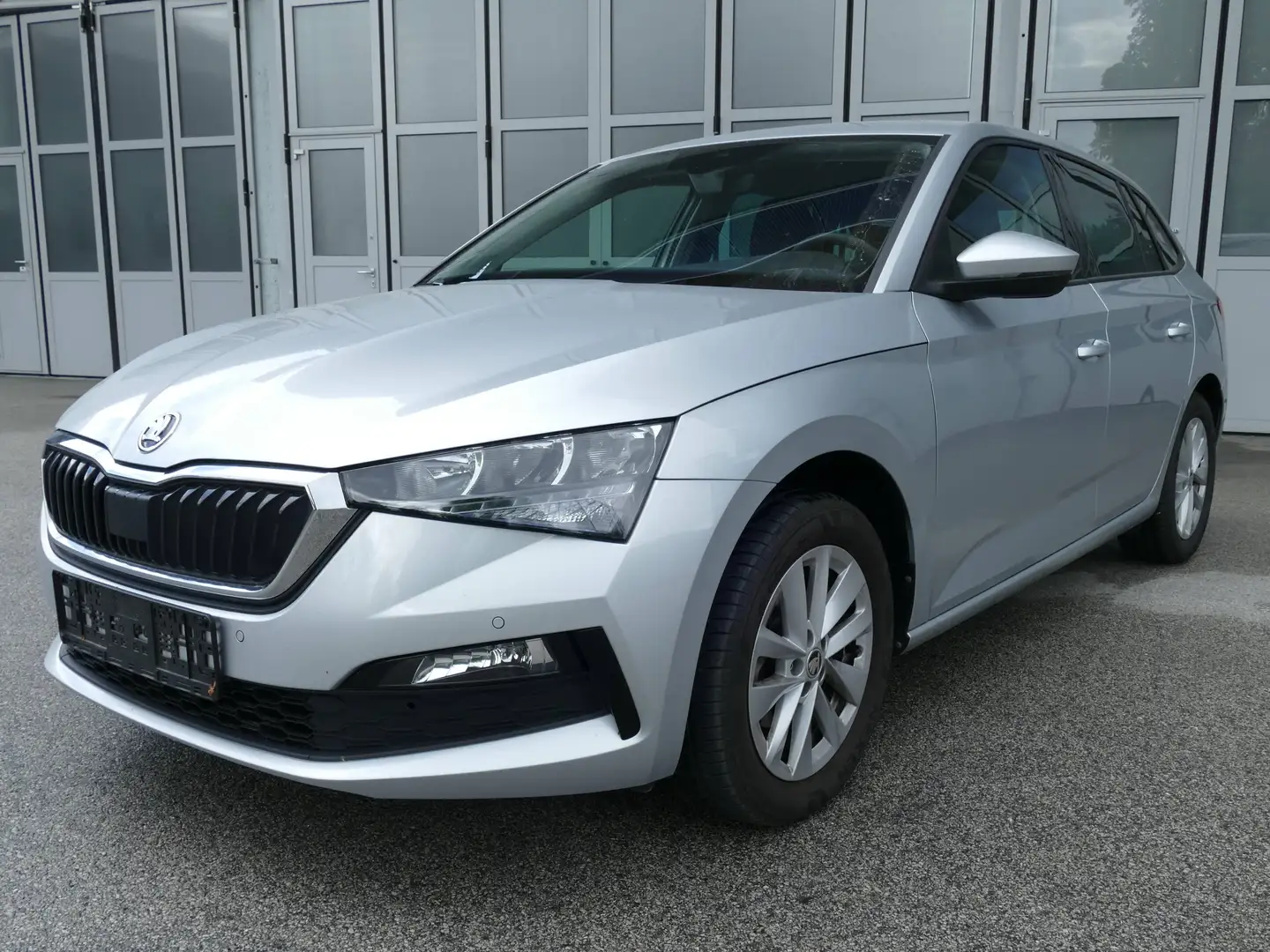 Skoda Scala Scala 1,0 TSI Ambition DSG Ambition Silber - 2