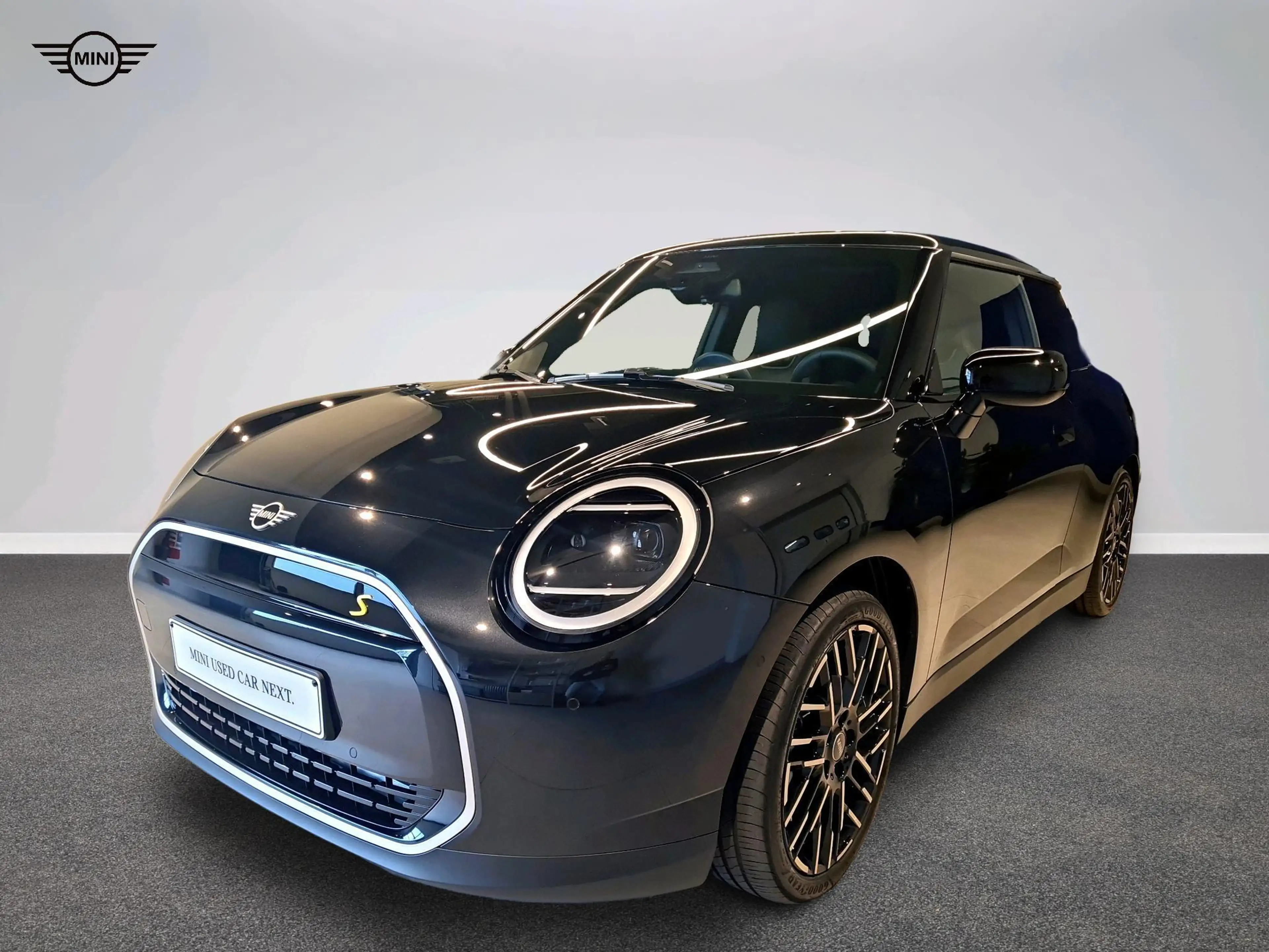 MINI Cooper SE Favoured Trim