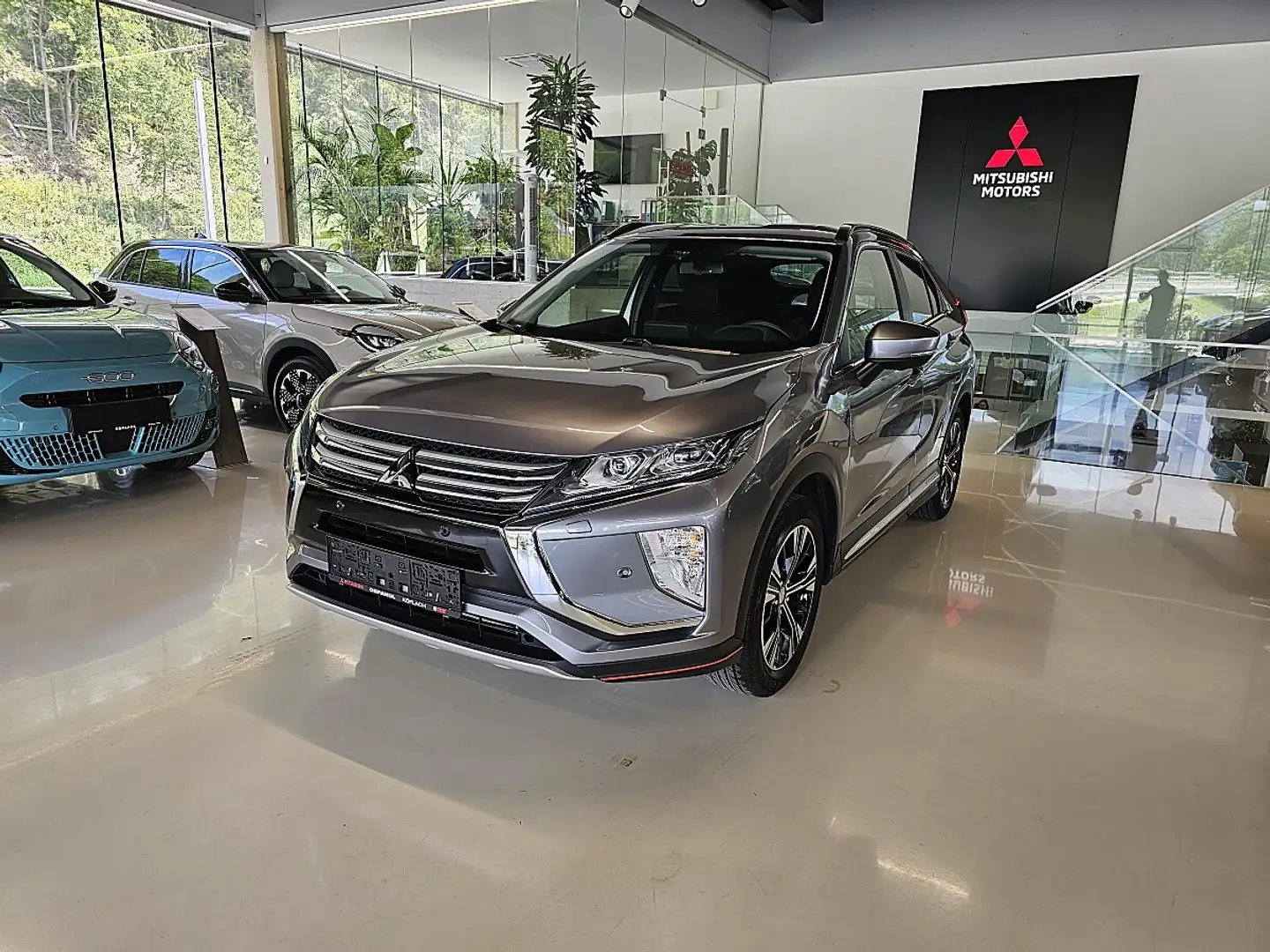 Mitsubishi Eclipse Cross 1,5 TC 4WD Intense+ CVT Aut. Grau - 1