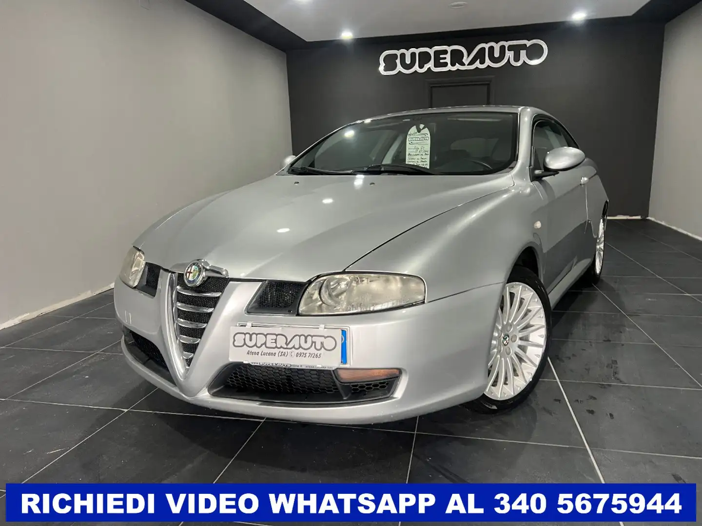 Alfa Romeo GT 1.9 JTD MJT Distinctive Plateado - 2