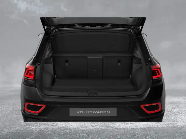 Volkswagen T-Roc view 8