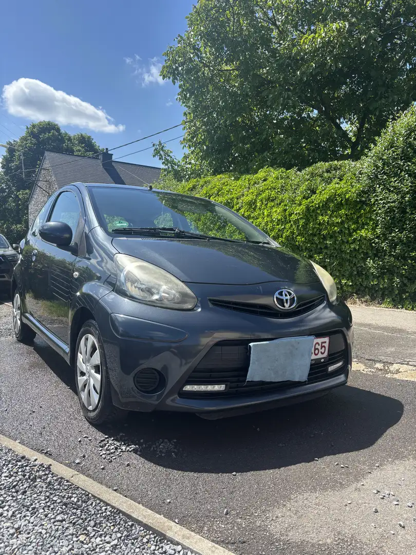 Toyota Aygo Grijs - 2