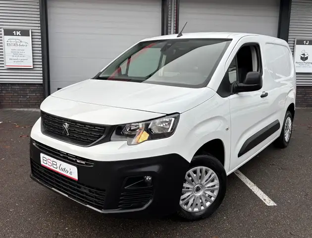 Peugeot Partner 1.2 PureTech Premium Airco Navi Cruise Pdc 3-Zits