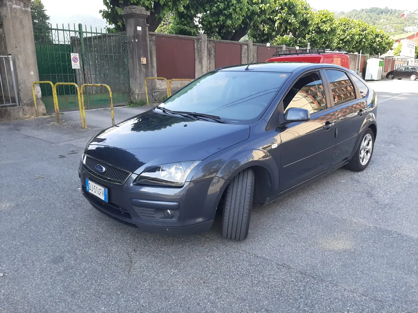 Ford Focus 5p 1.6 tdci 90cv - 1