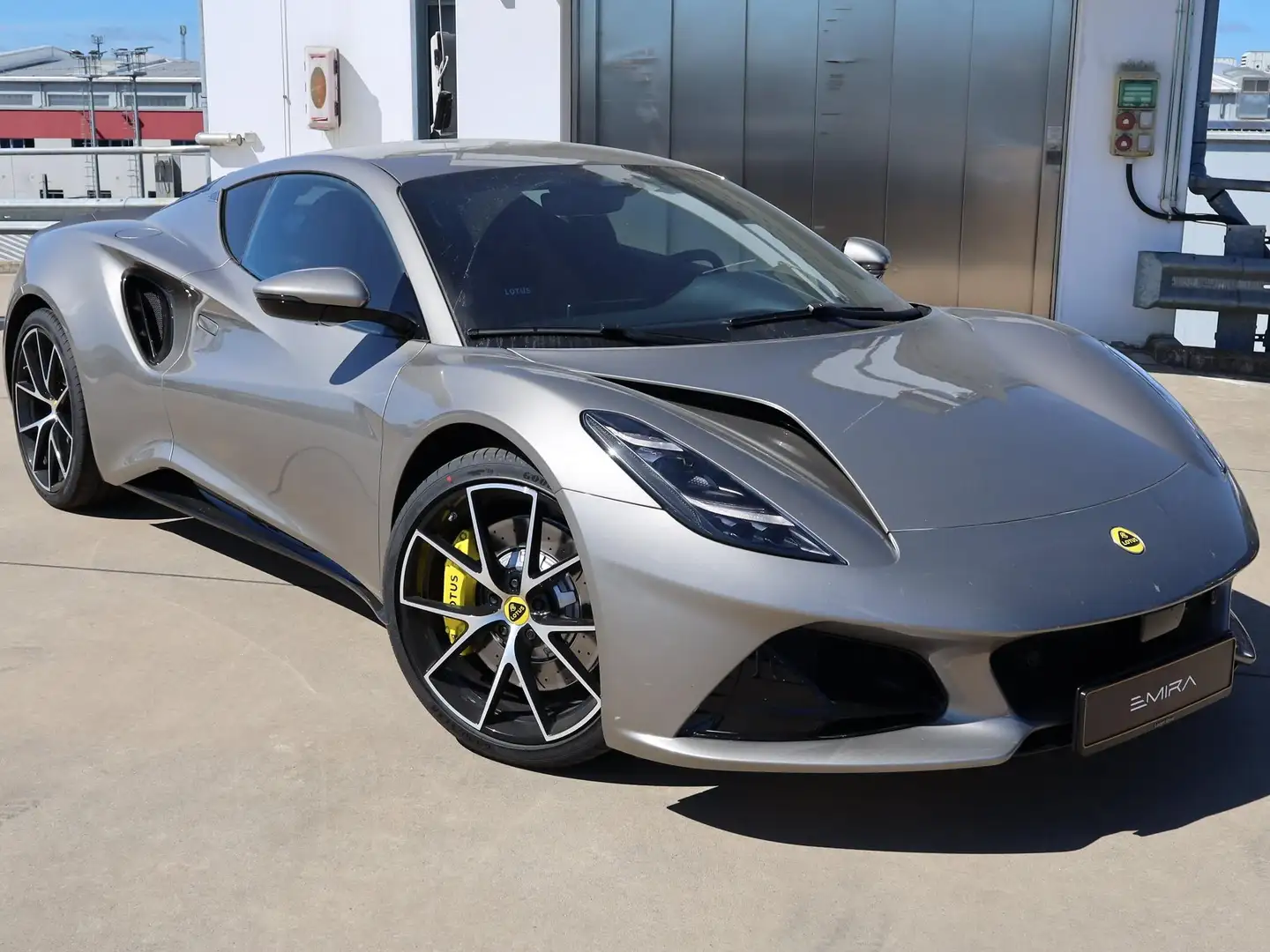 lotus emira