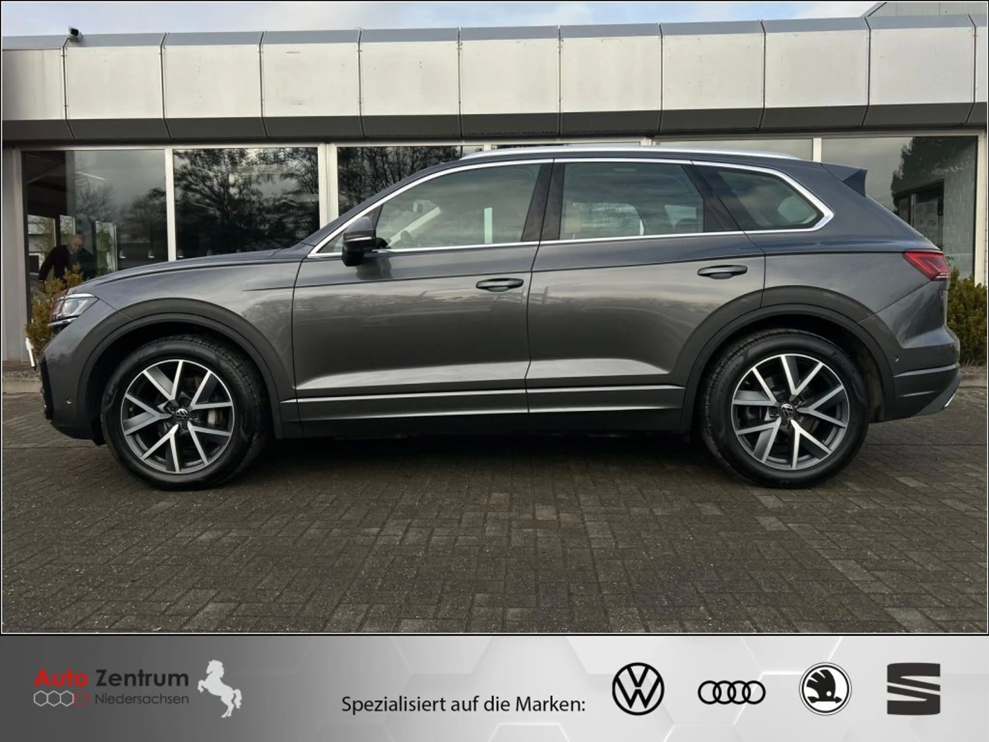 Volkswagen Touareg 3.0 V6 TDI Beige DYNAUDIO Allradlenkung PANO HuD — photo 10