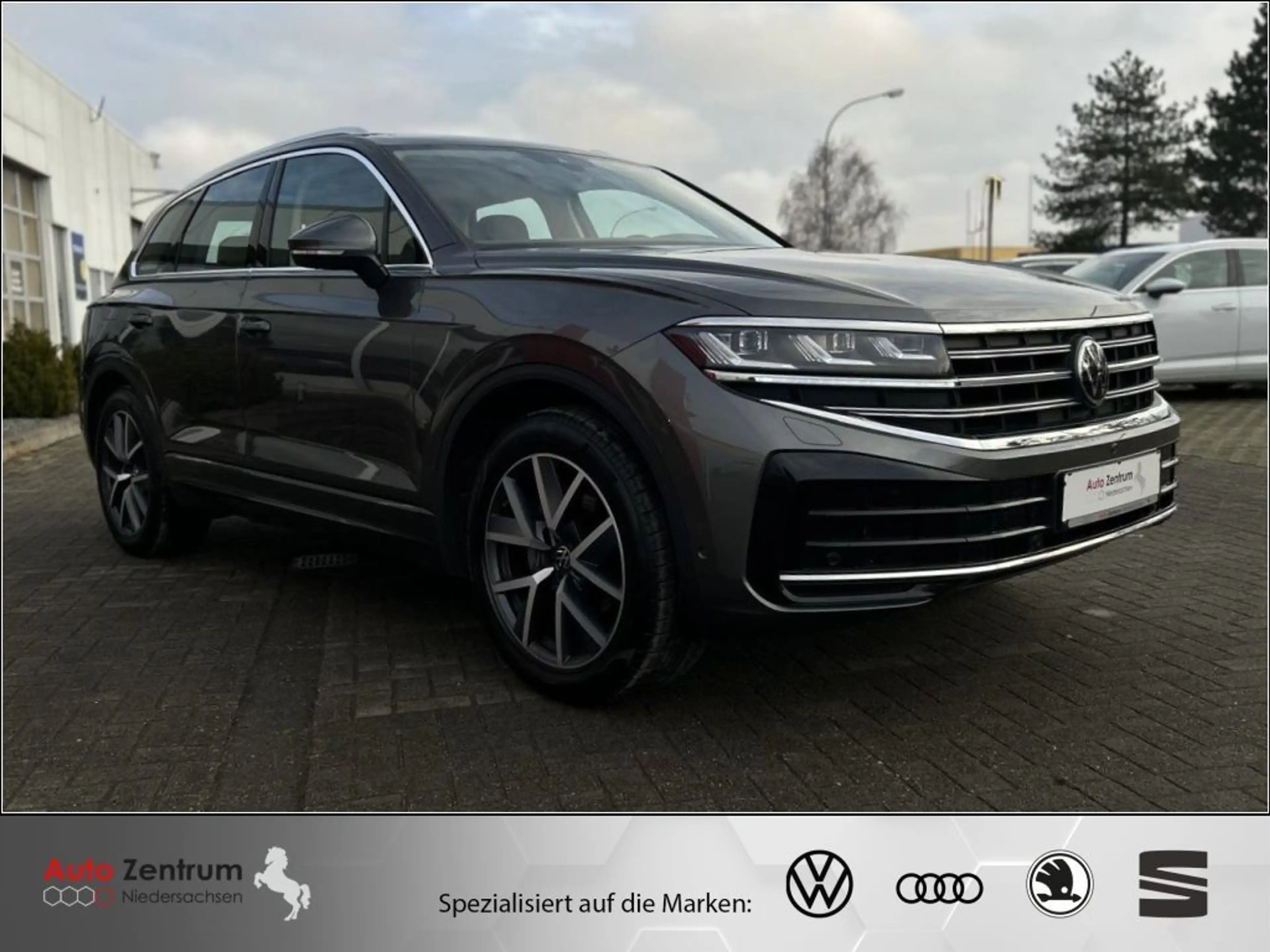 Volkswagen Touareg 3.0 V6 TDI Beige DYNAUDIO Allradlenkung PANO HuD — photo 3