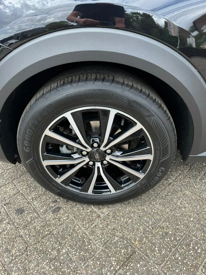 Ford Puma 1.0 EcoBoost Hybrid, Trekhaak, Carplay, Lane,.... Noir - 2