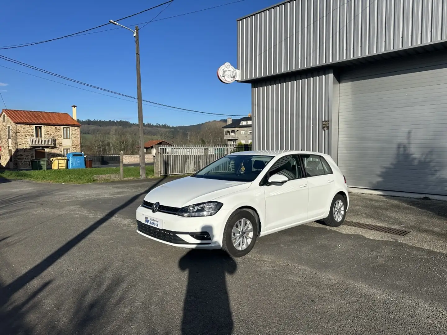 Volkswagen Golf 1.6TDI Last Edition 85kW Blanc - 1