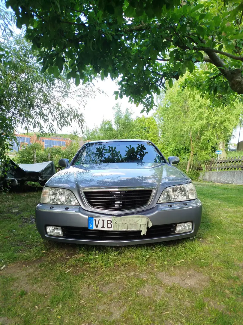 Honda Legend 3.5i V6 - 1
