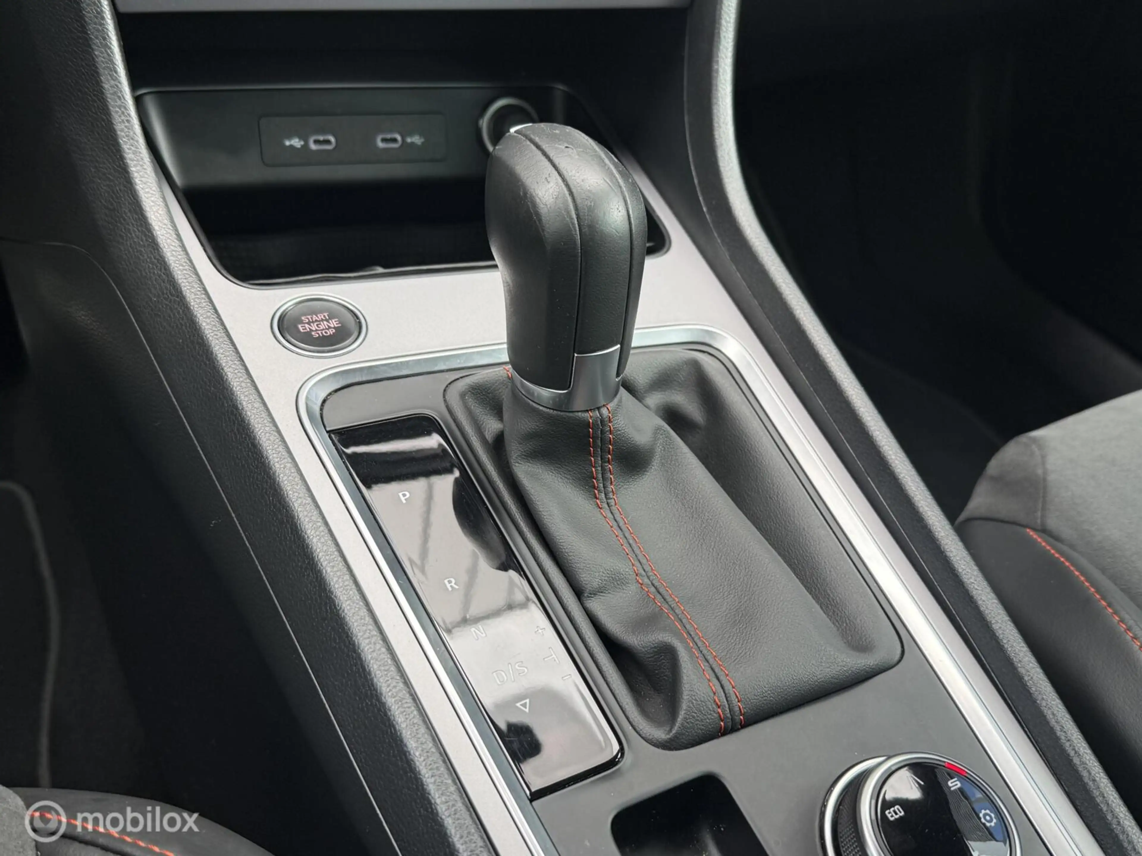SEAT Ateca 1.5 TSI FR Panodak Virtual Navi Carplay 360 Camera — photo 31