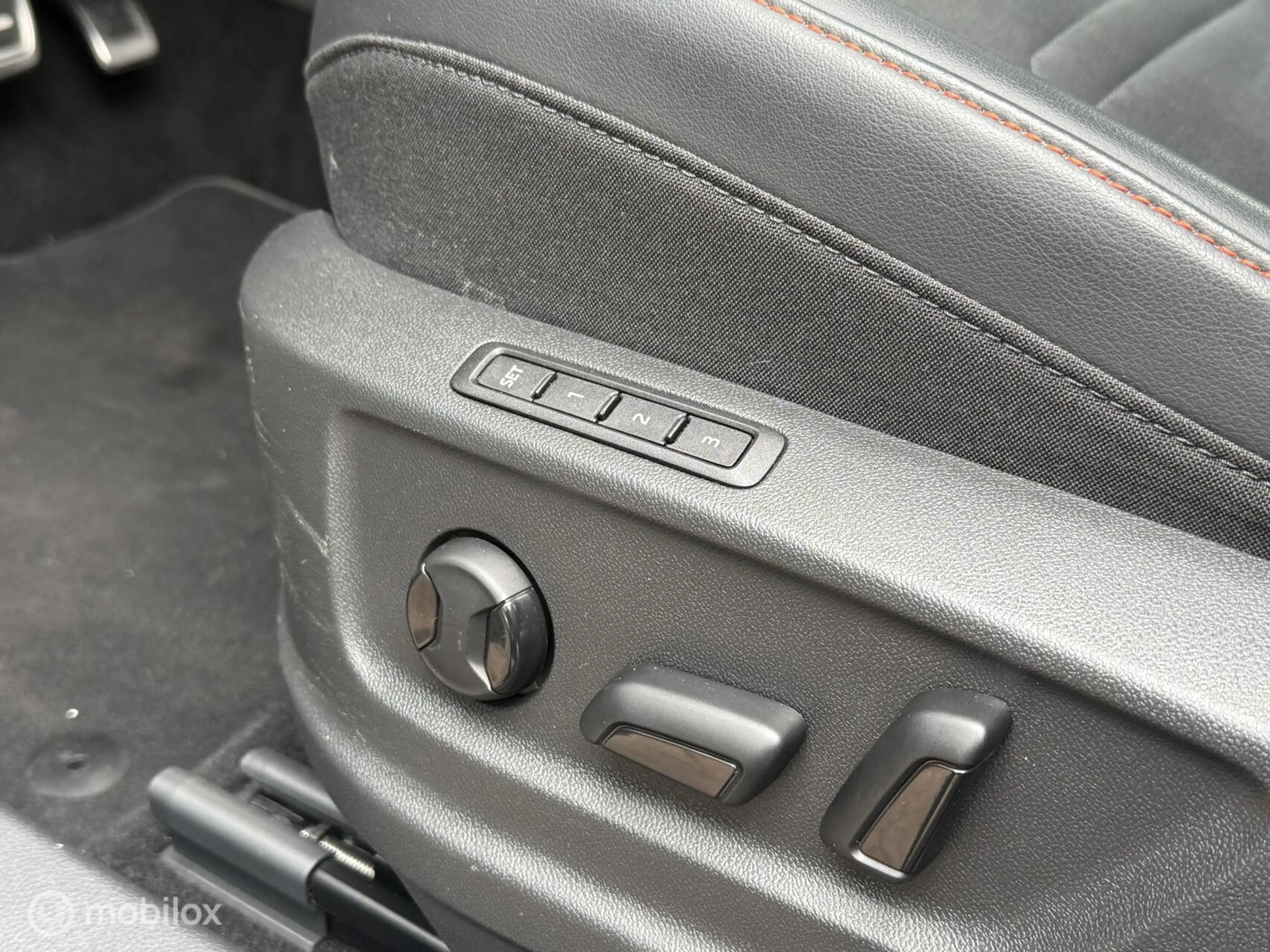 SEAT Ateca 1.5 TSI FR Panodak Virtual Navi Carplay 360 Camera — photo 38
