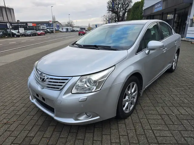Toyota Avensis Avensis 1.8i Luna Multidrive S GARNTIE 1 AN/JAAR