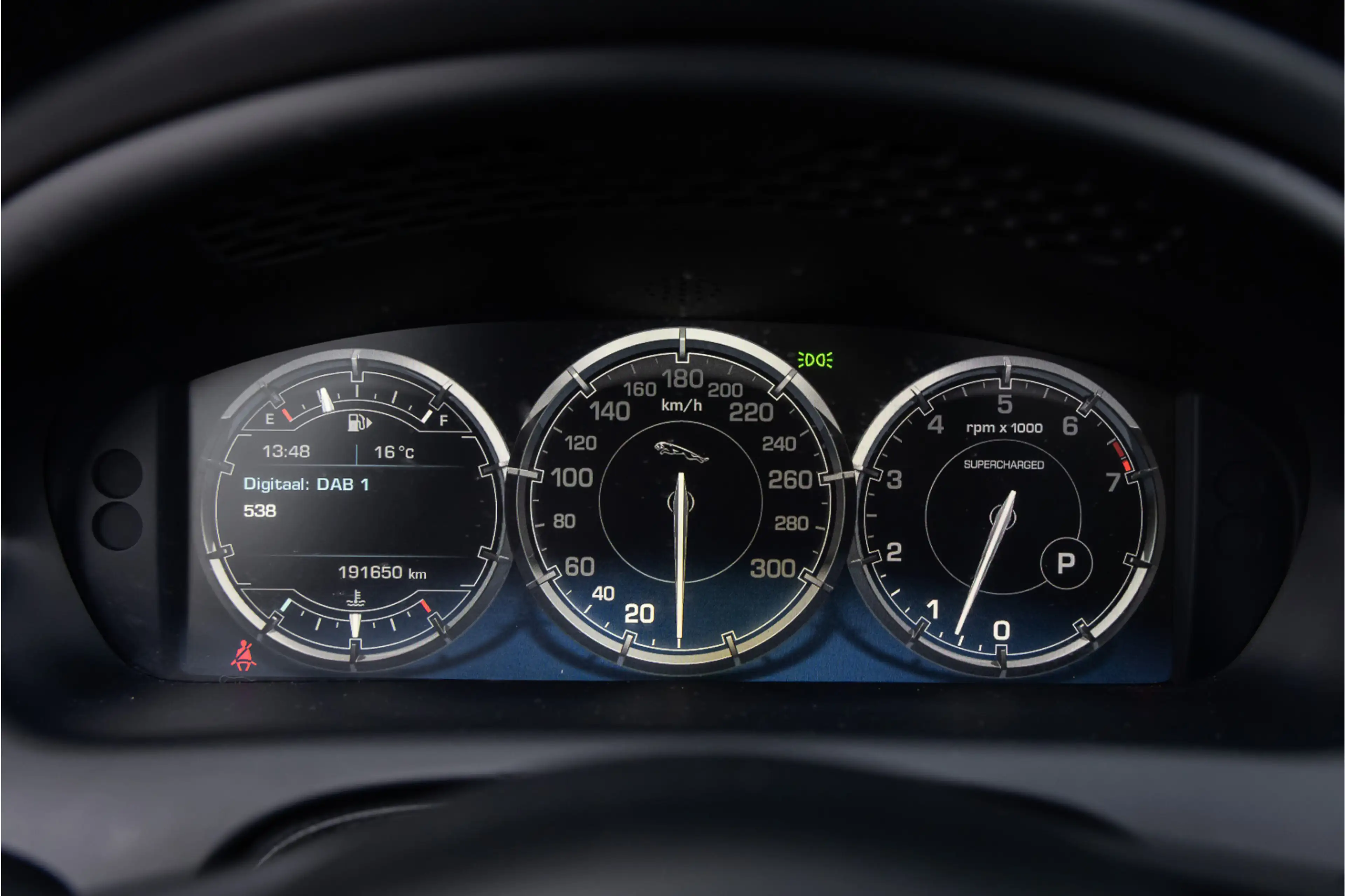 Jaguar XJR 5.0 V8 SC - Ultimate Black — photo 12