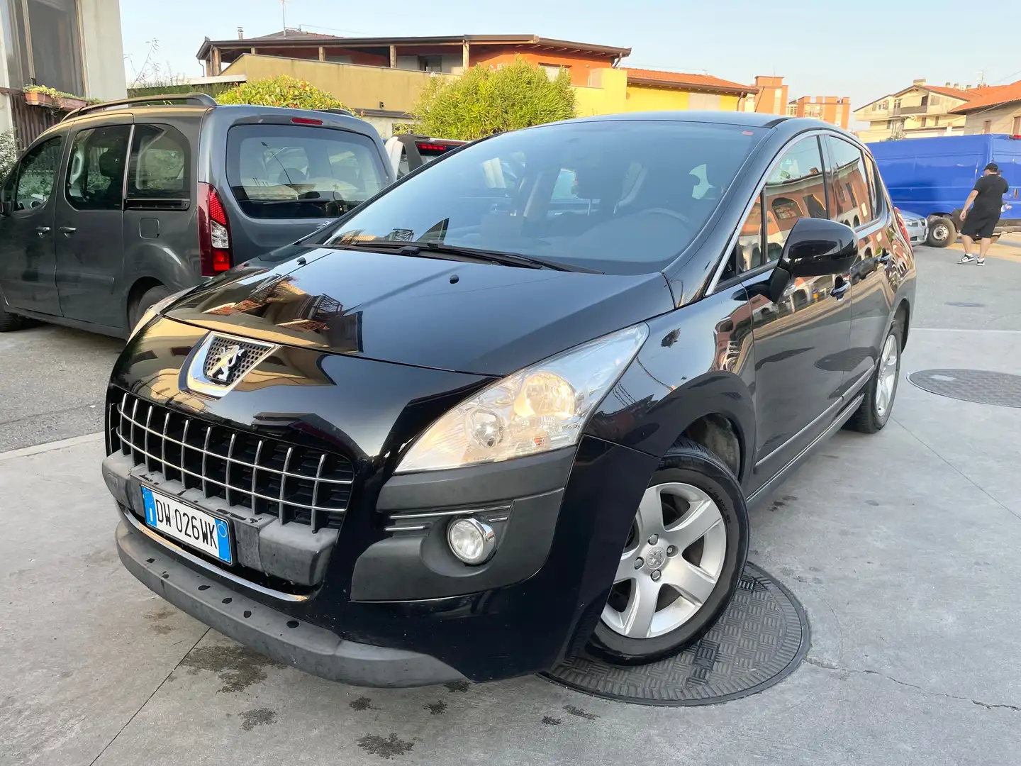 Peugeot 3008 1.6 hdi 16v Tecno fap Noir - 1