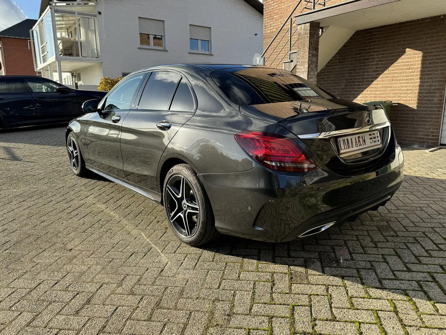 Mercedes-Benz C 300 de 9G-TRONIC AMG Line Grijs - 2