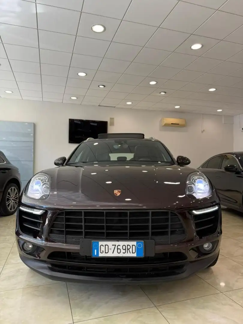 Porsche Macan 3.0 S Diesel Red - 2