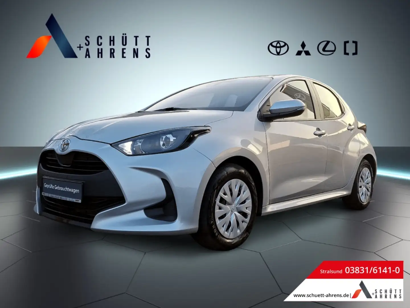 Toyota Yaris 1.0 5-türig Comfort Rückfahrkam. Freisprech  Spurh srebrna - 1