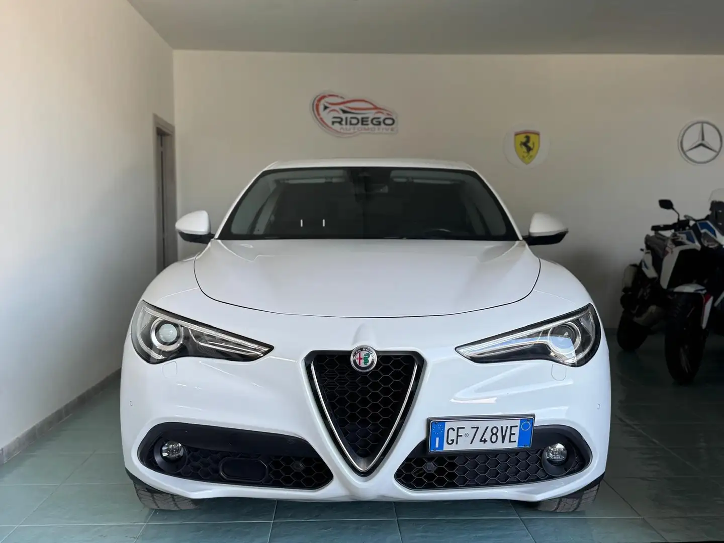 Alfa Romeo Stelvio Stelvio 2.2 t Executive Q4 190cv auto Bianco - 2