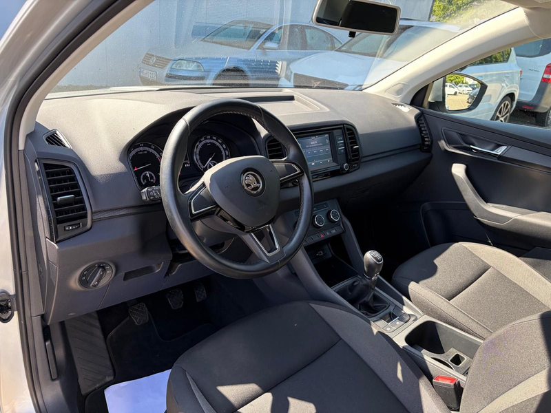 Skoda Karoq Active PDC/KLIMA/CARPLAY/TEMPO — photo 13