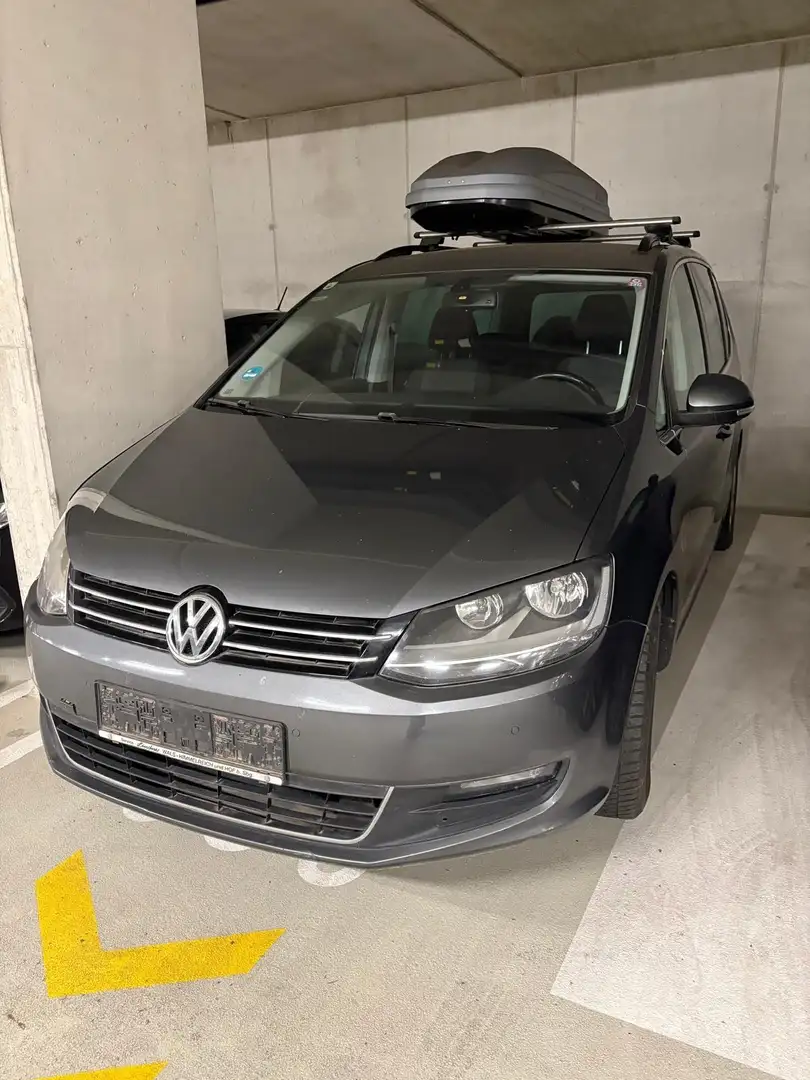 Volkswagen Sharan VW Sharan TDI Kombi/Family Van Grau - 1