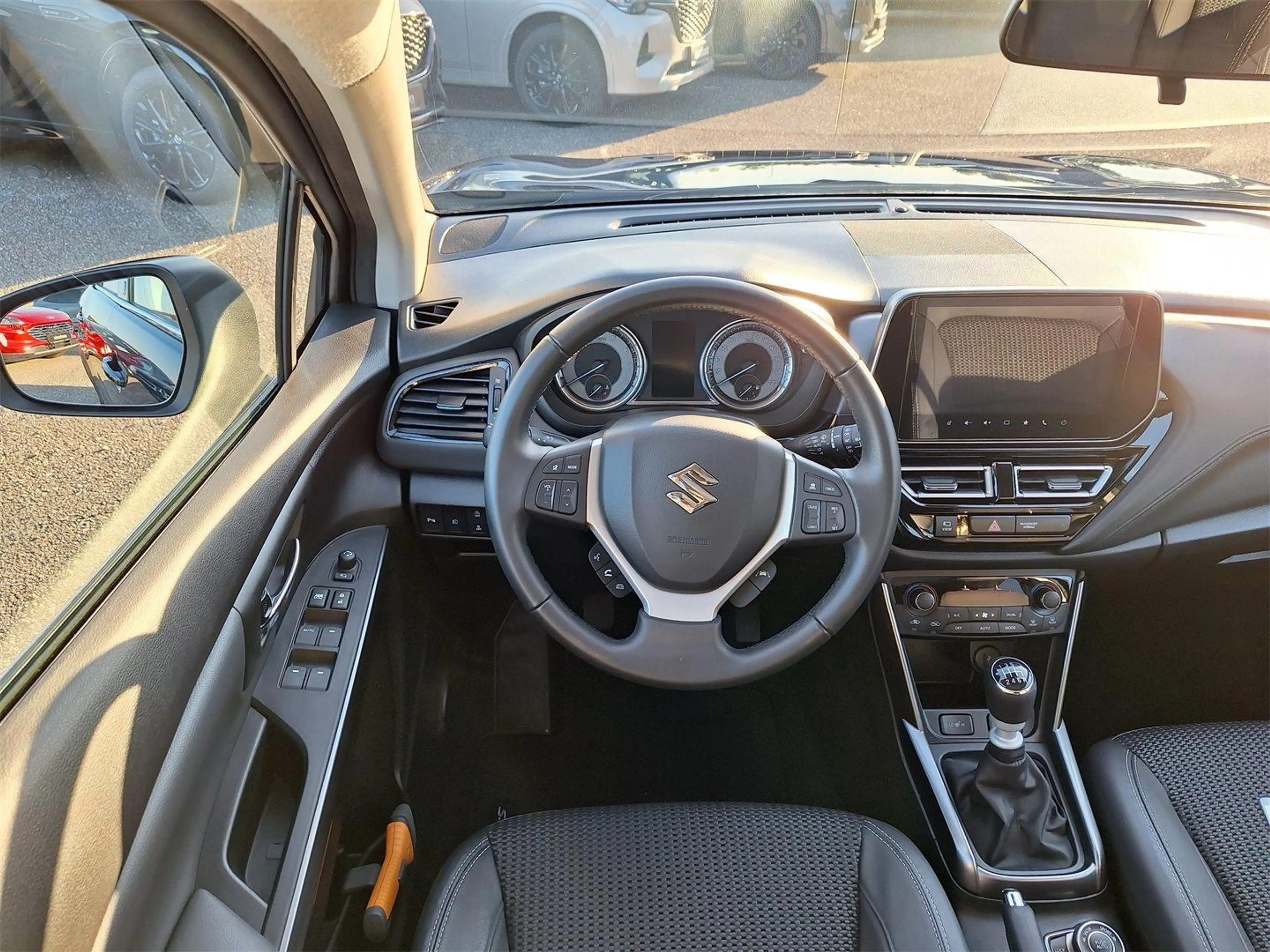 Suzuki SX4 S-Cross S-Cross 1,4 GL+ DITC Hybrid ALLGRIP flash — photo 10