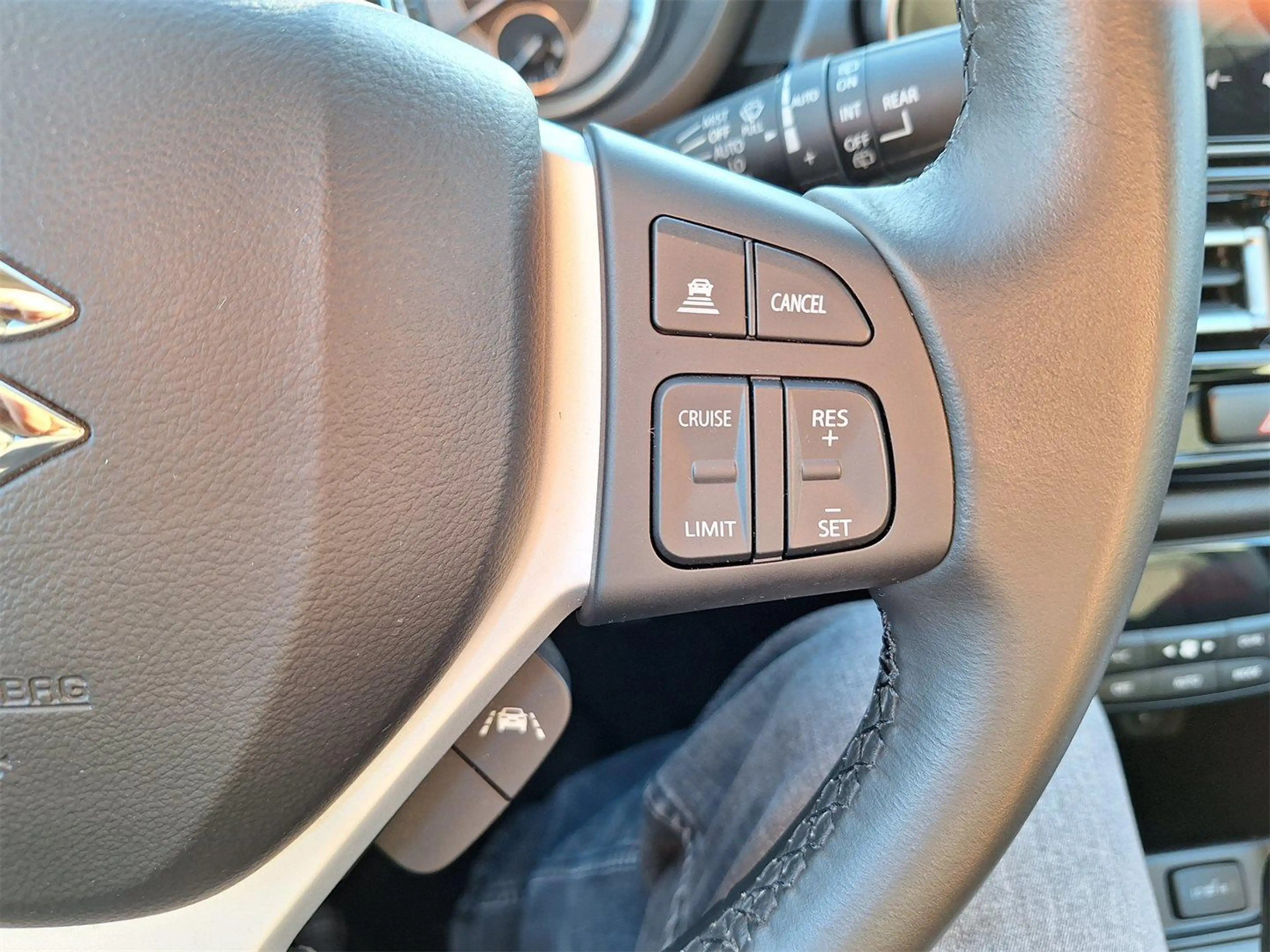 Suzuki SX4 S-Cross S-Cross 1,4 GL+ DITC Hybrid ALLGRIP flash — photo 15