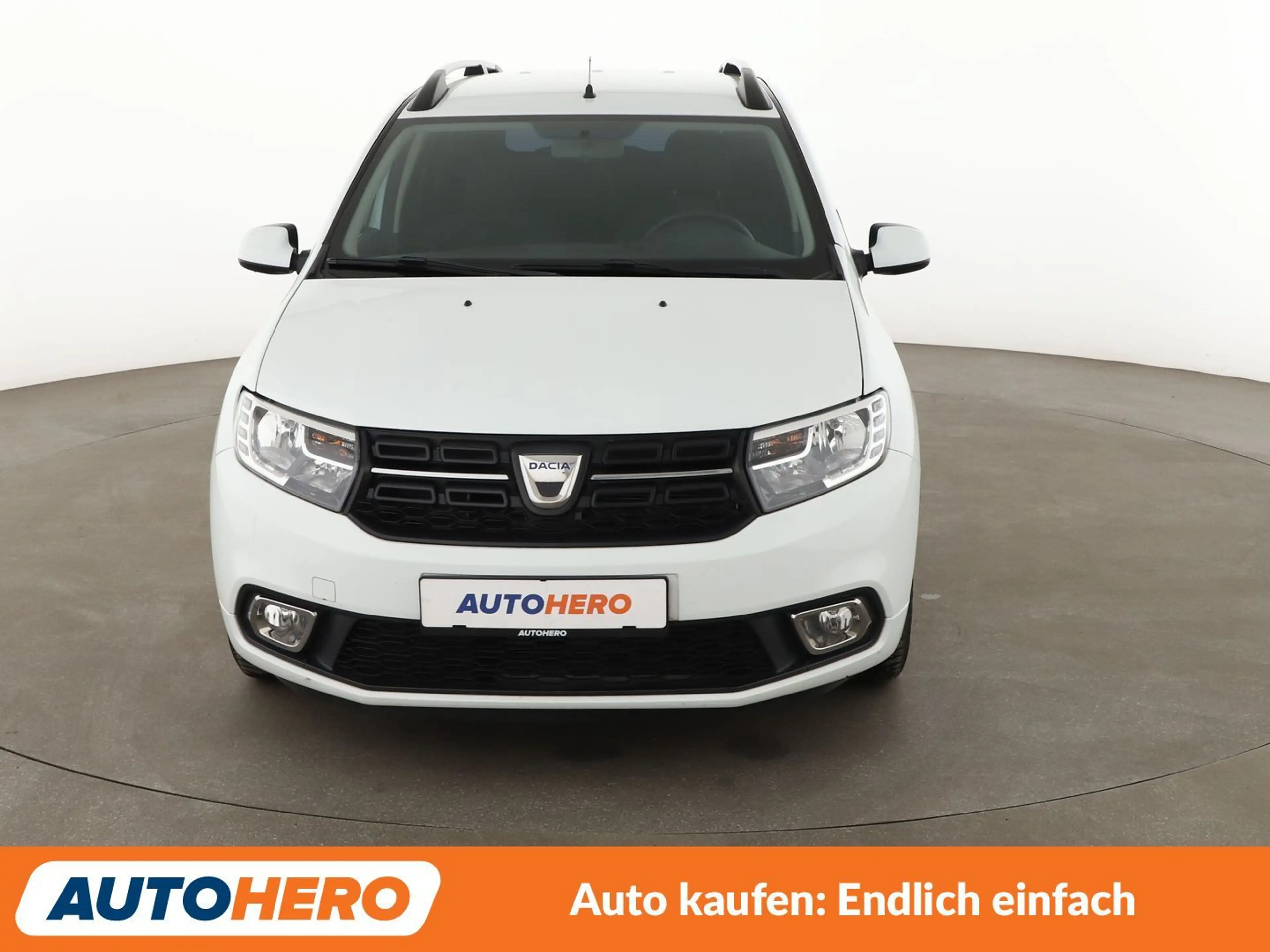 Dacia Logan 1.0 SCe Comfort *TEMPO*KLIMA*GARANTIE* — photo 9