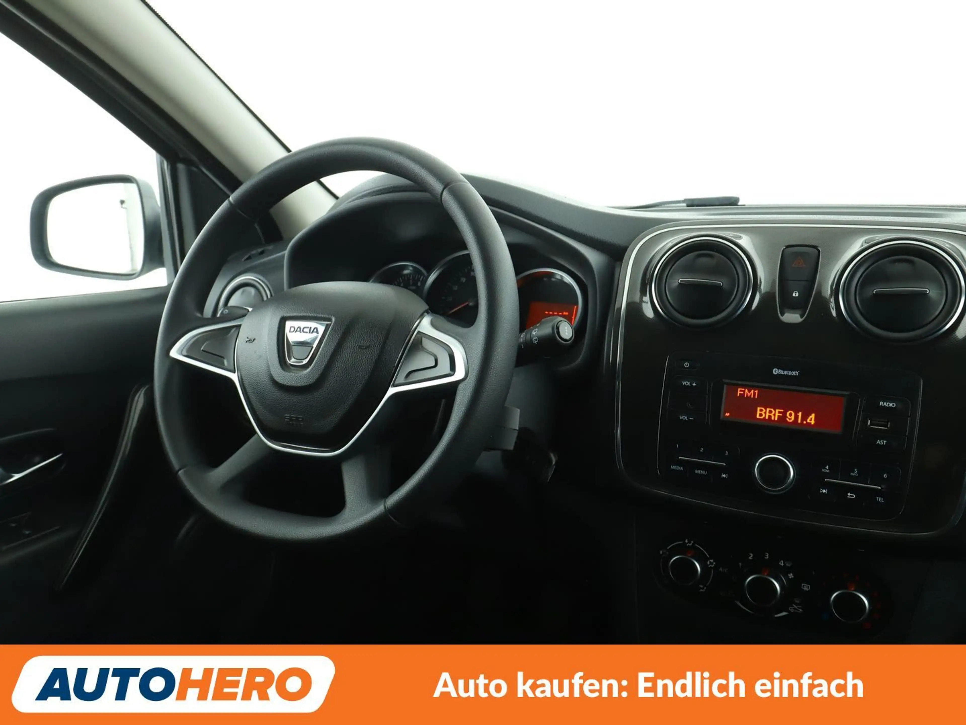 Dacia Logan 1.0 SCe Comfort *TEMPO*KLIMA*GARANTIE* — photo 13