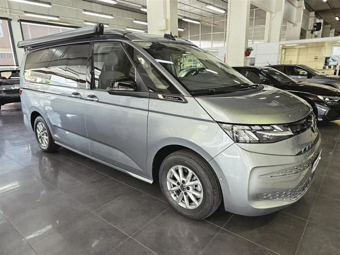 Volkswagen T5 California 2.0TDI Beach Tour 110kW Срібний - 2
