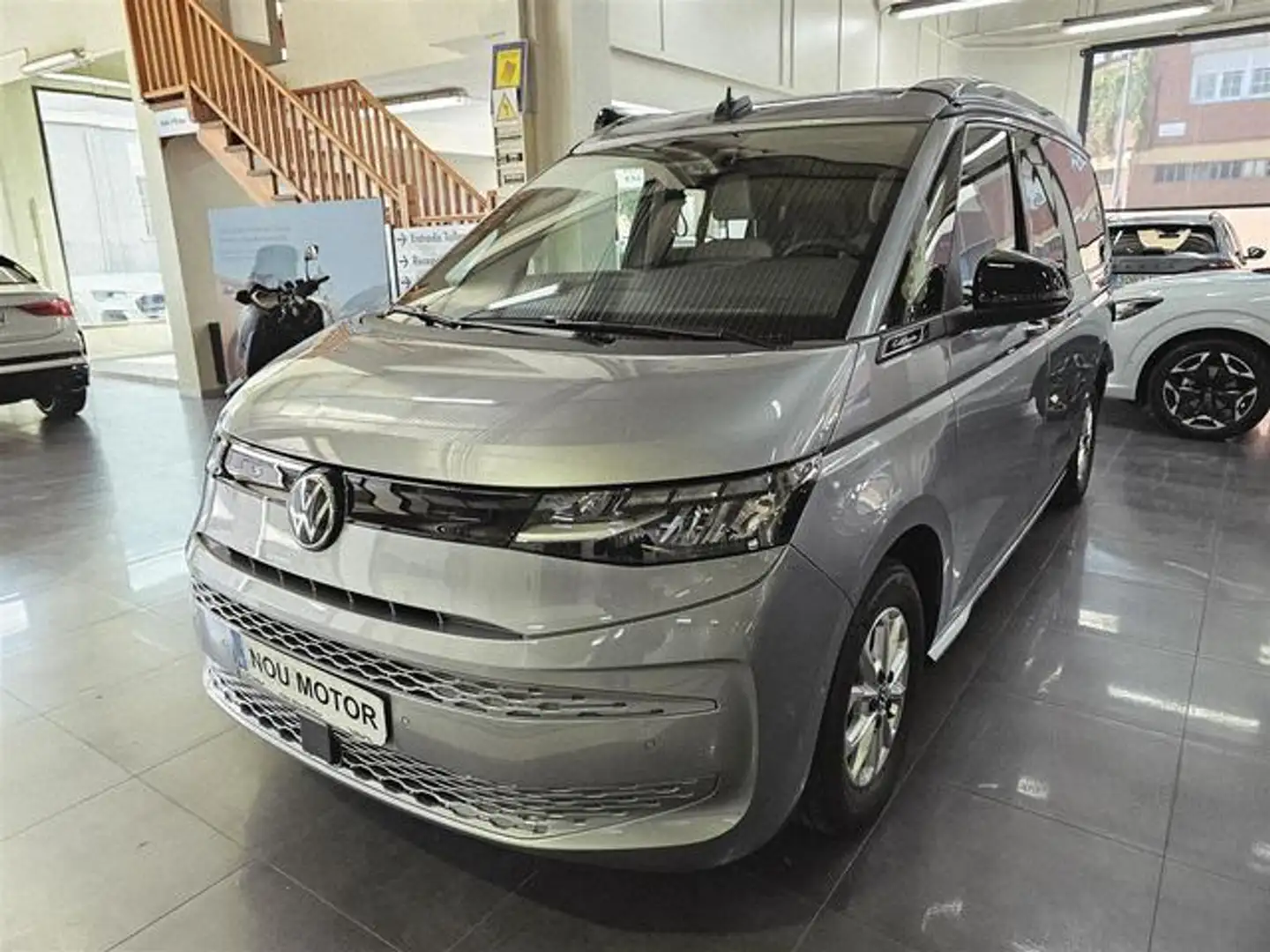 Volkswagen T5 California 2.0TDI Beach Tour 110kW Срібний - 1