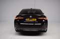 BMW i4 EDrive40 84 kWh M-SPORT / ORG.NED / CAMERA / TREKH Zwart - thumbnail 11