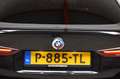 BMW i4 EDrive40 84 kWh M-SPORT / ORG.NED / CAMERA / TREKH Zwart - thumbnail 9