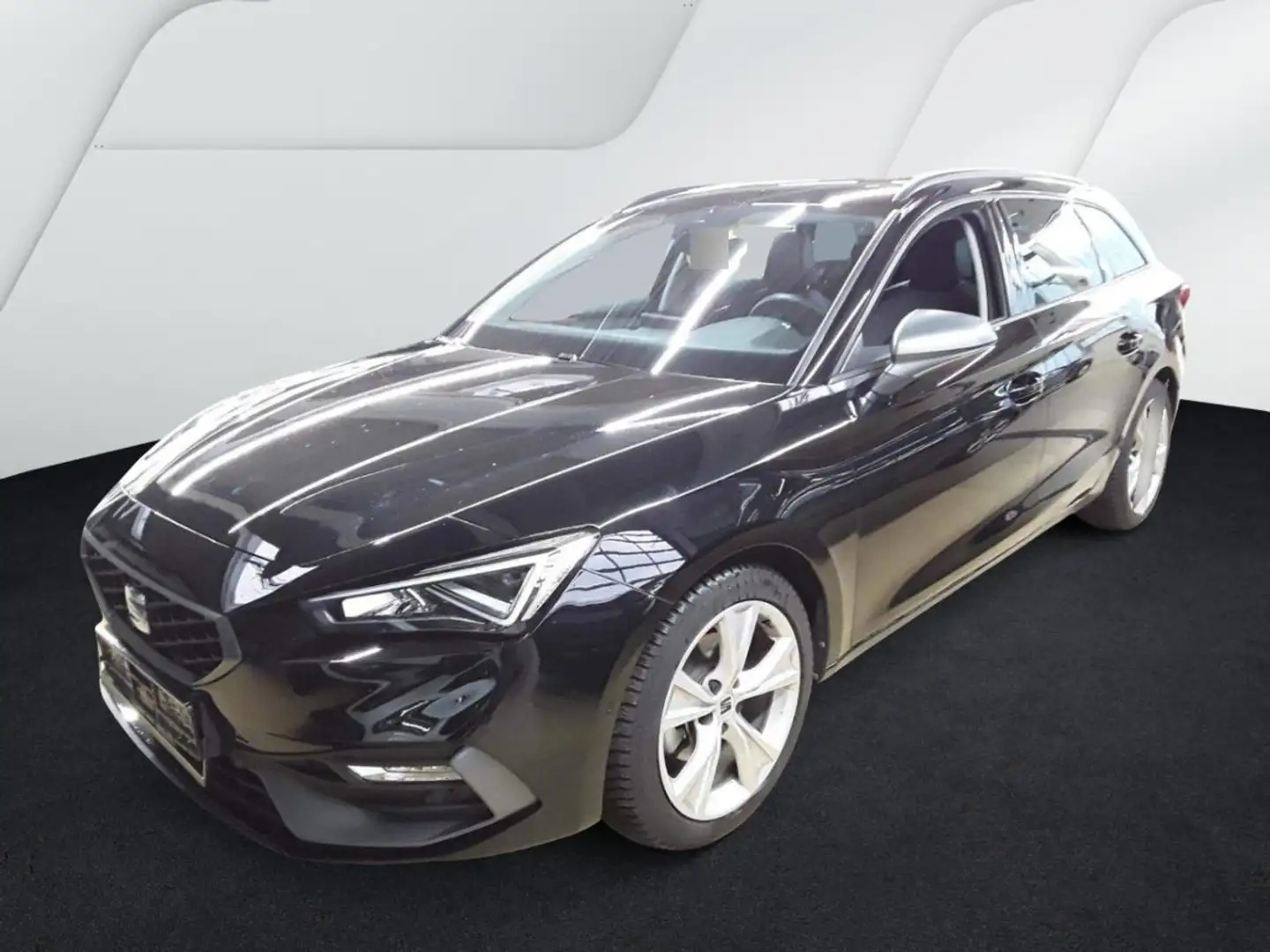 SEAT Leon Sp. 1.5 eTSI DSG FR LED Navi FaPa XL Kamera*990€ S Schwarz - 2