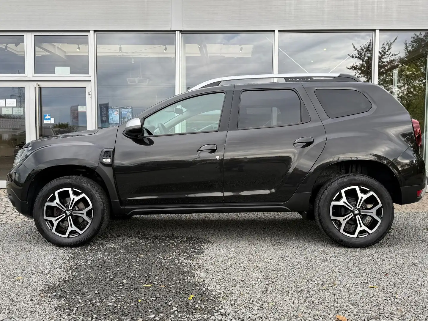 Dacia Duster II 1.2 Prestige Noir - 2